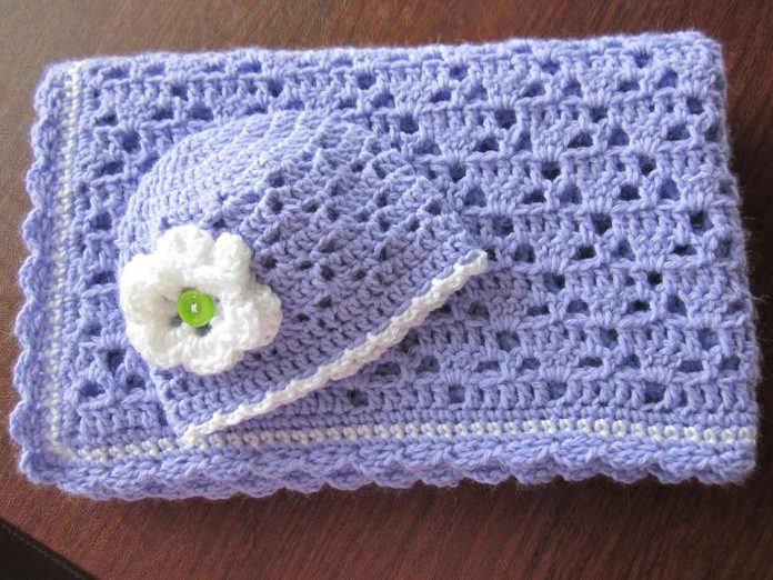 One-Ball-Baby-Blanket-and-Hat-1