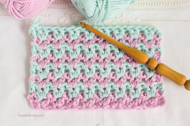 2-V-Double-Stitch-Crochet-Mega-Tutorial
